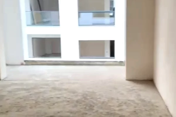 Shtepi ne shitje 2+1 ne Durres - 105,000,000 Leke