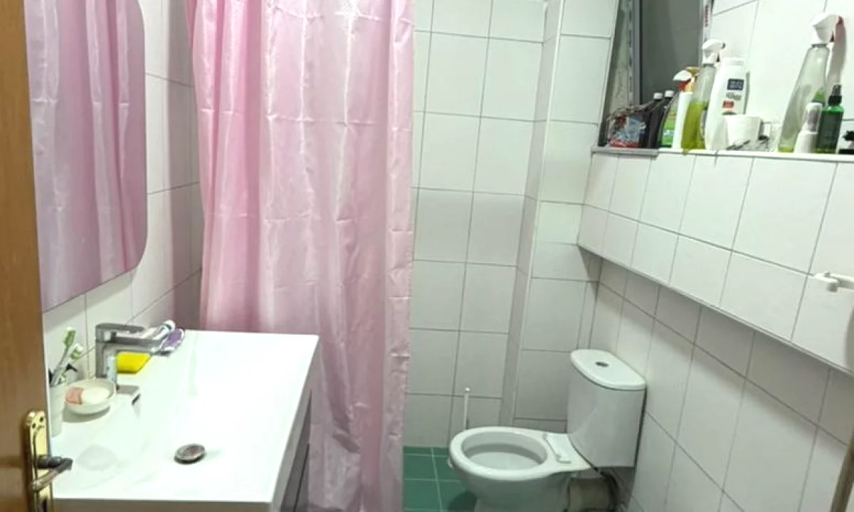 Shtepi ne shitje Apartament ne Durres, 1+1, Mobilimi E mobiluar, Pagesa 60,000,000  Leke.