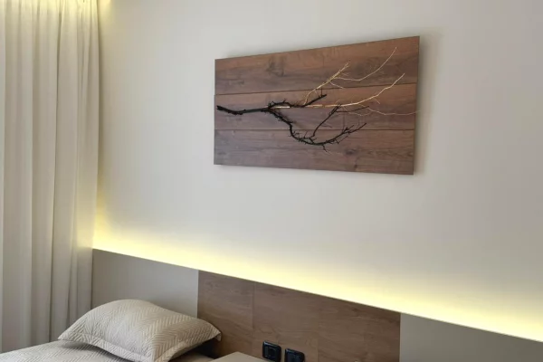 Shtepi ne shitje Apartament ne Tirane, 2+1, Mobilimi E mobiluar, Pagesa 240,000,000  Leke.