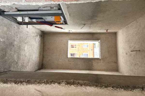 Shtepi ne shitje Apartament ne Tirane, 2+1, Mobilimi Bosh, pa mobiluar, Pagesa 230,000,000  Leke.