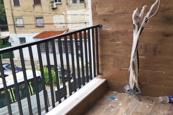 Shtepi ne shitje Apartament ne Tirane, 2+1, Mobilimi Bosh, pa mobiluar, Pagesa 230,000,000  Leke.