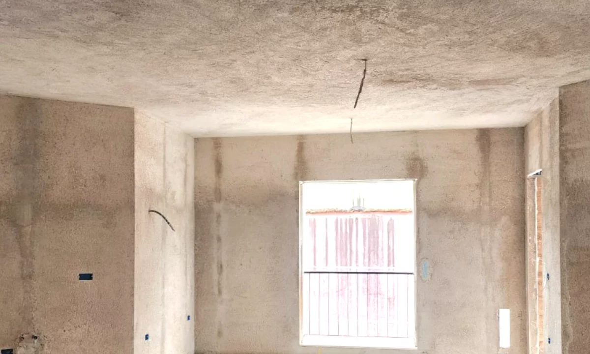 Shtepi ne shitje Apartament ne Tirane, 2+1, Mobilimi Bosh, pa mobiluar, Pagesa 230,000,000  Leke.