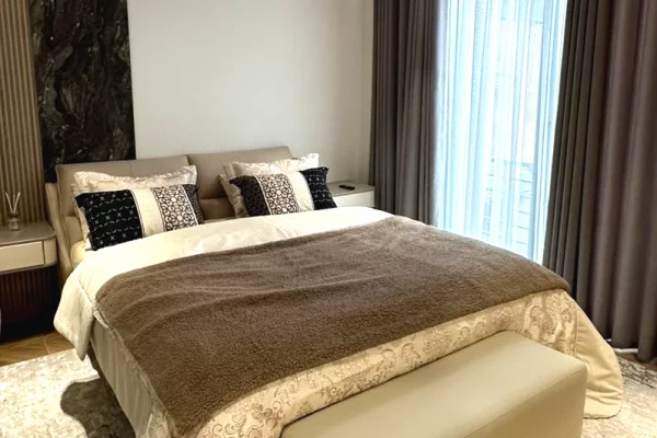 Shtepi me qera Vila Luksoze ne Tirane, 4+1, Mobilimi E mobiluar, Pagesa 2,800  Euro.