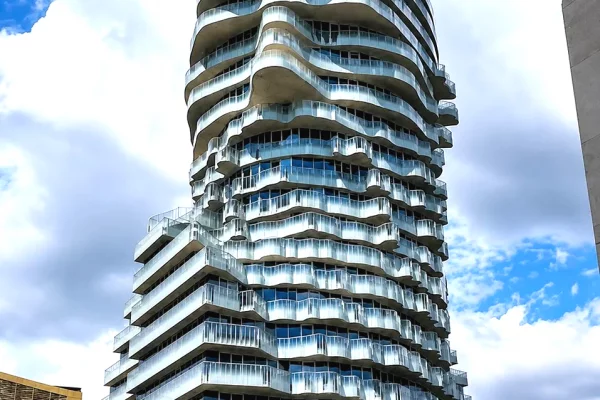 Shtepi ne shitje Apartament ne Tirane, 1+1, Mobilimi Bosh, pa mobiluar, Pagesa 500,000  Euro.