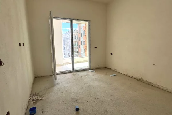 Shtepi ne shitje 1+1 ne Tirane - 92,500 Euro
