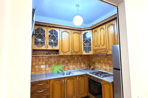 Shtepi ne shitje 1+1 ne Tirane - 135,000 Euro