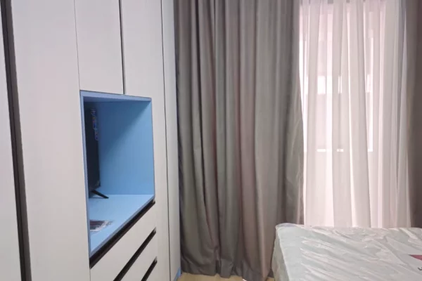 Shtepi me qera Apartament ne Tirane, 2+1, Mobilimi E mobiluar, Pagesa 1,200  Euro.