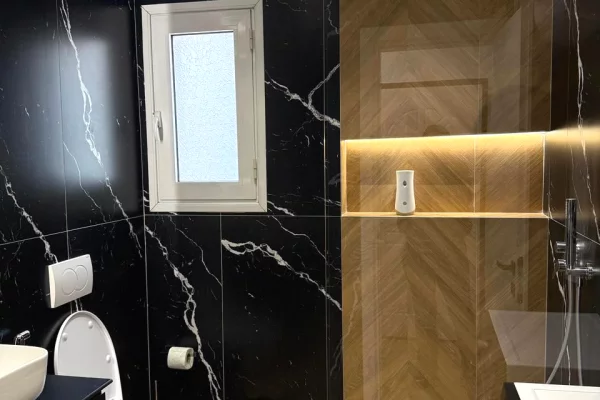 Shtepi ne shitje 1+1 ne Tirane - 180,000 Euro