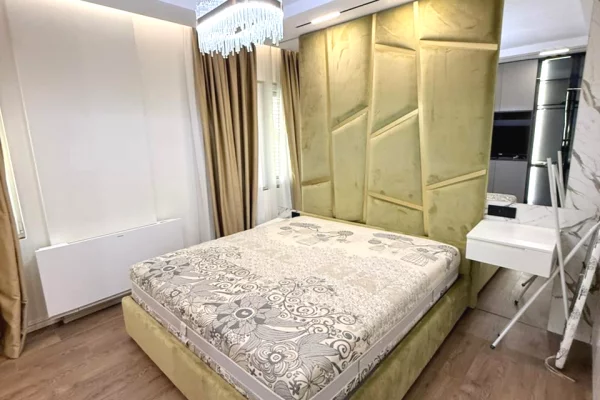 Shtepi me qera Apartament ne Tirane, 2+1, Mobilimi E mobiluar, Pagesa 1,350  Euro.