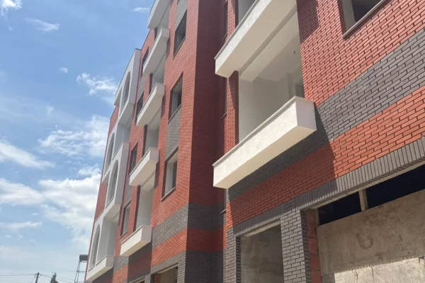 Shtepi ne shitje Apartament ne Tirane, 1+1, Mobilimi Bosh, pa mobiluar, Pagesa 58,710  Euro.