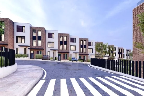 Shtepi ne shitje Duplex(shtepi me 2 kate) ne Tirane, 3+1, Mobilimi Bosh, pa mobiluar, Pagesa 500,000  Euro.