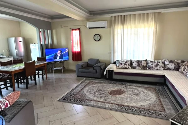 Shtepi ne shitje 4+1 ne Tirane - 280,000 Euro