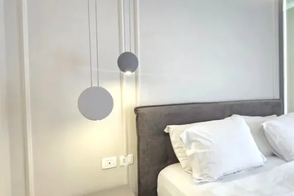 Shtepi ne shitje Apartament ne Tirane, 3+1, Mobilimi E mobiluar, Pagesa 450,000  Euro.
