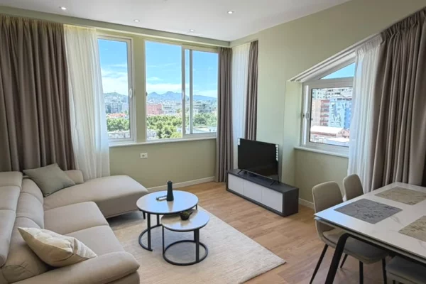 Shtepi ne shitje Apartament ne Tirane, 2+1, Mobilimi Pjeserisht e mobiluar, Pagesa 225,000  Euro.