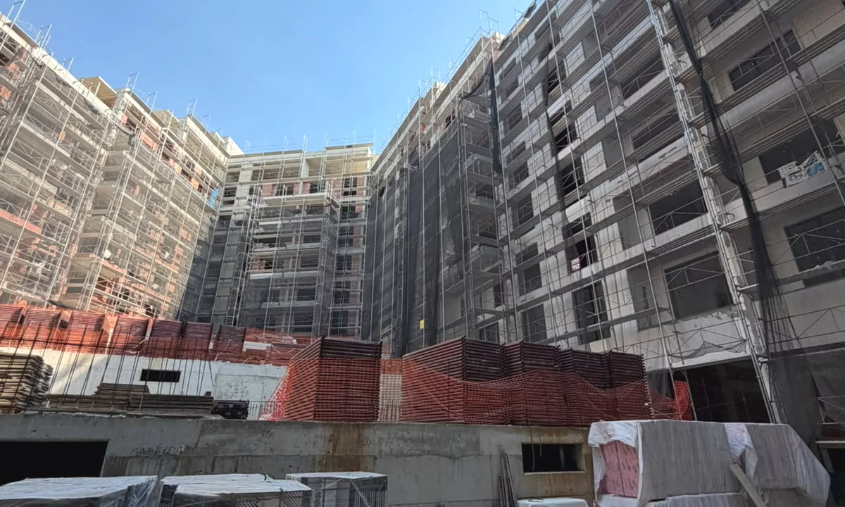 Shtepi ne shitje Apartament ne Tirane, 2+1, Mobilimi Bosh, pa mobiluar, Pagesa 127,182  Euro.