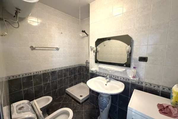 House for Rent Apartment in Tirana, 2+1, Furniture Furnished, Payment 100,000  Leke.