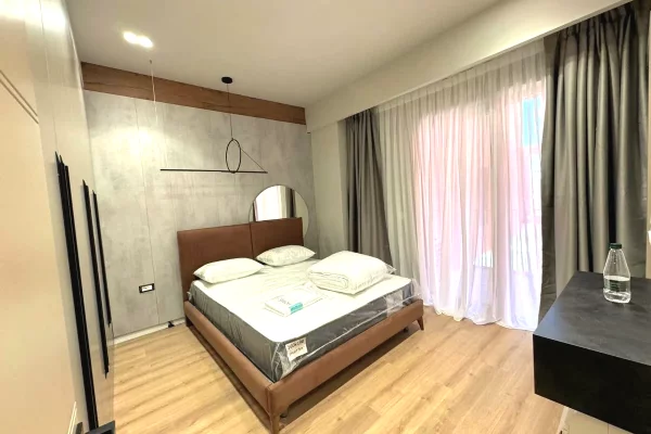 Shtepi ne shitje Apartament ne Tirane, 2+1, Mobilimi E mobiluar, Pagesa 481,000  Euro.