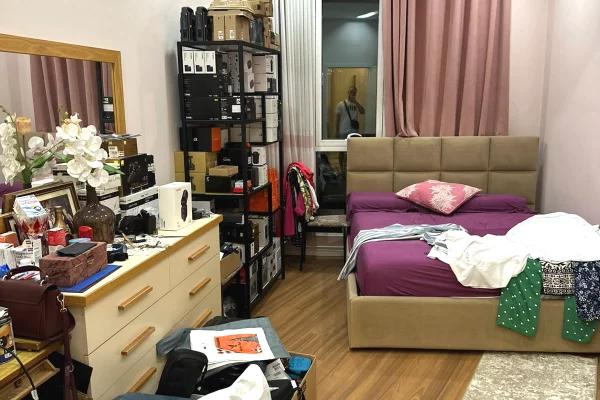 Shtepi ne shitje Apartament ne Tirane, 3+1, Mobilimi E mobiluar, Pagesa 36,300,000  Leke.