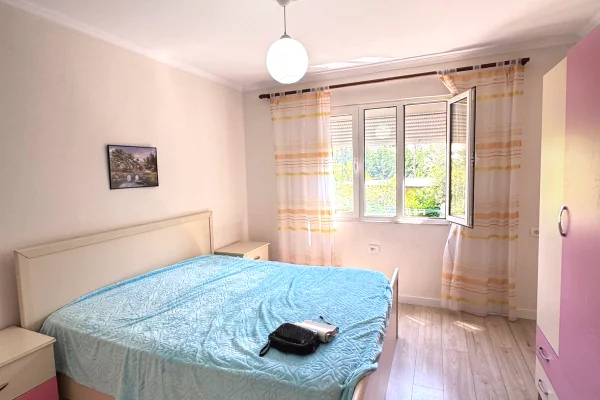 Shtepi ne shitje Apartament ne Tirane, 1+1, Mobilimi Bosh, pa mobiluar, Pagesa 11,500,000  Leke.