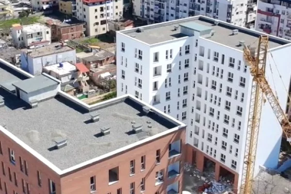 Casa in vendita Appartamento a Tirana, 1+1, Ambiente Vuoto, Pagamento 1,056,000  Leke.