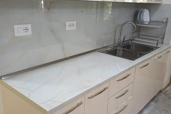 Shtepi ne shitje Apartament ne Tirane, 1+1, Mobilimi E mobiluar, Pagesa 1,500,000  Euro.