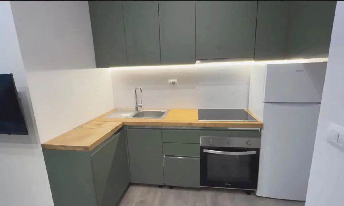 Casa in vendita Appartamento a Tirana, Garsoniere, Ambiente Arredato, Pagamento 790,000  Euro.