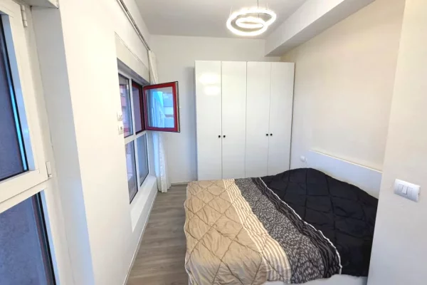 Casa in vendita Appartamento a Tirana, Garsoniere, Ambiente Arredato, Pagamento 790,000  Euro.