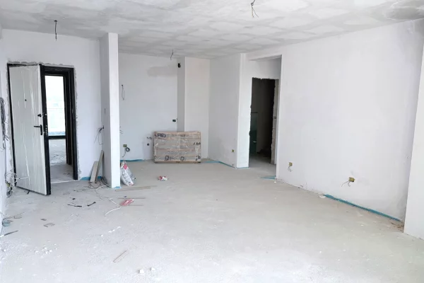 Shtepi ne shitje Apartament ne Durres, 1+1, Mobilimi Bosh, pa mobiluar, Pagesa 198,145  Euro.