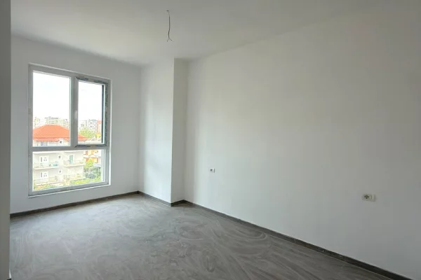Shtepi ne shitje Apartament ne Tirane, 1+1, Mobilimi Bosh, pa mobiluar, Pagesa 13,000,000  Leke.