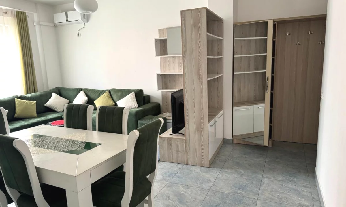 Shtepi ne shitje Apartament ne Tirane, 1+1, Mobilimi E mobiluar, Pagesa 1,290,000,000  Leke.