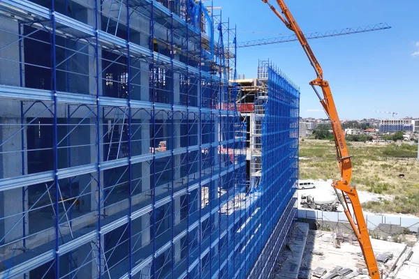 Shtepi ne shitje Apartament ne Tirane, 2+1, Mobilimi Bosh, pa mobiluar, Pagesa 324,061  Euro.