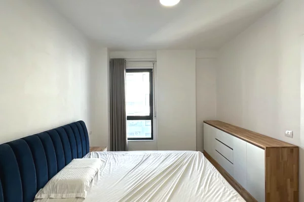 Shtepi ne shitje Apartament ne Tirane, 3+1, Mobilimi Bosh, pa mobiluar, Pagesa 370,000  Euro.