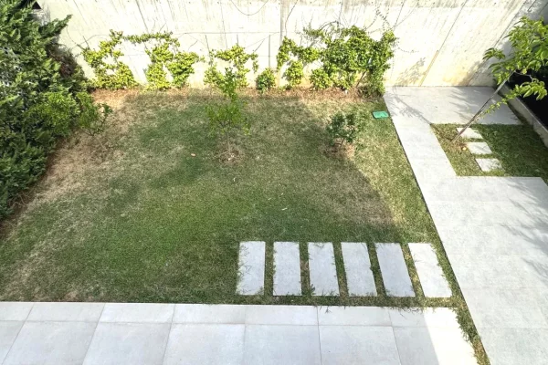Shtepi me qera Apartament ne Tirane, 3+1, Mobilimi E mobiluar, Pagesa 3,000  Euro.