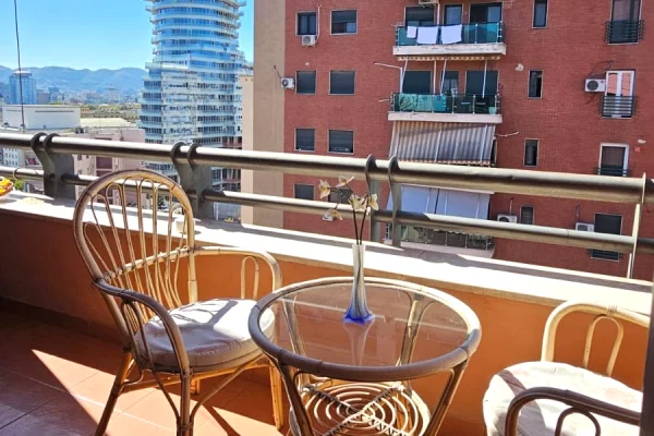 Shtepi ne shitje Apartament ne Tirane, 2+1, Mobilimi E mobiluar, Pagesa 330,000  Euro.