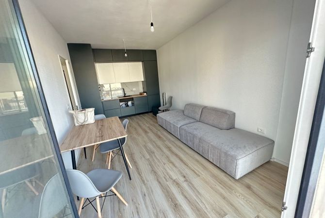 Qera Apartament 2+1 tek Klensi Astir