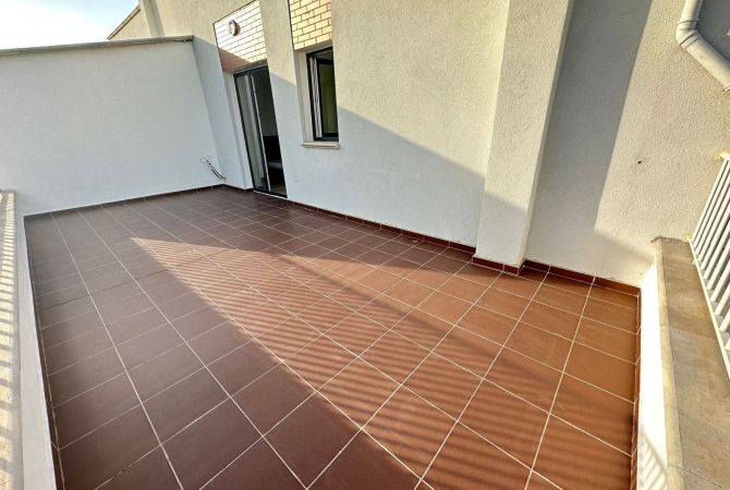 Shtepi me qera Apartament ne Tirane, 2+1, Mobilimi E mobiluar, Pagesa 450  Euro.