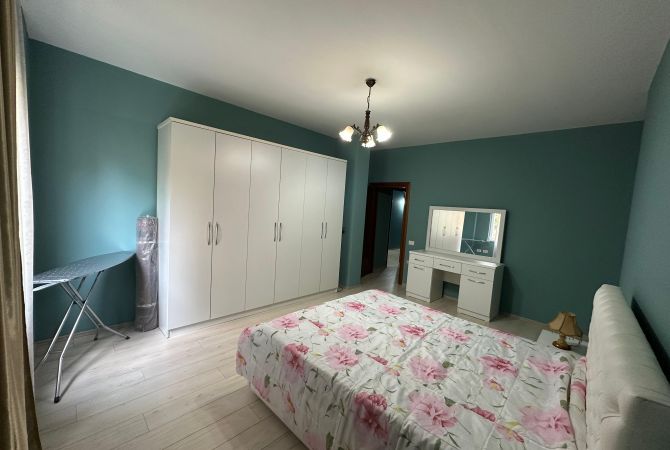 Shtepi me qera Apartament ne Tirane, 1+1, Mobilimi E mobiluar, Pagesa 550  Euro.