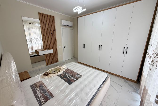 Shtepi me qera Apartament ne Tirane, 1+1, Mobilimi E mobiluar, Pagesa 450  Euro.