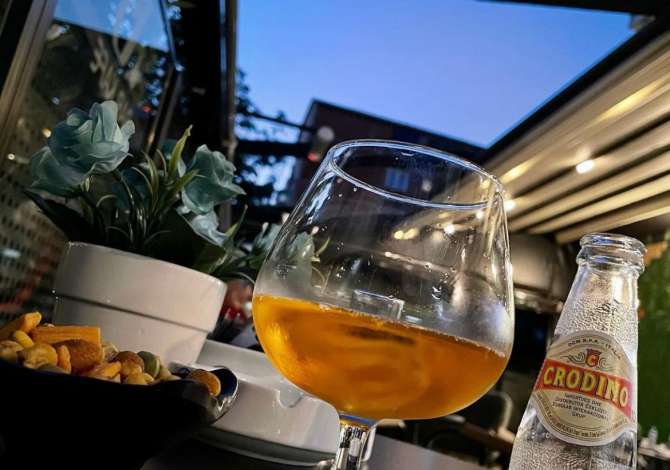 Offerte di lavoro a Tirana, Profession Kamarier , Con esperienza, Pagamento 20,000  Leke.