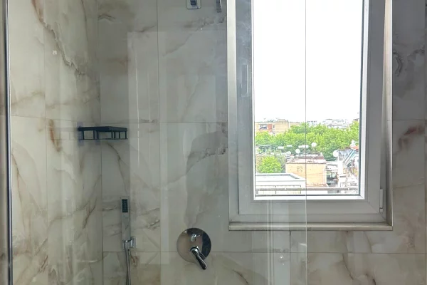 Shtepi me qera Apartament ne Tirane, 1+1, Mobilimi E mobiluar, Pagesa 45,000  Leke.