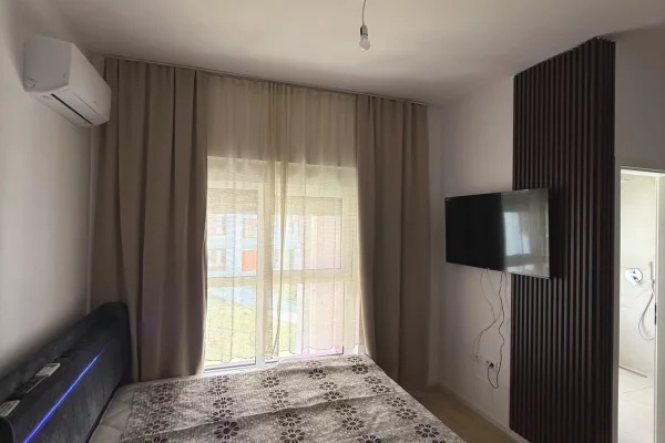 Shtepi me qera Garsoniere ne Tirane - 32,000 Leke