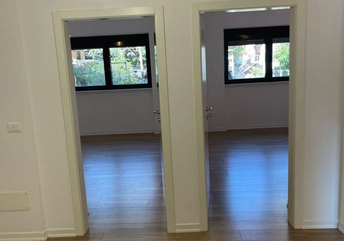 Ambient biznesi me qera 3+1 ne Tirane - 500 Euro