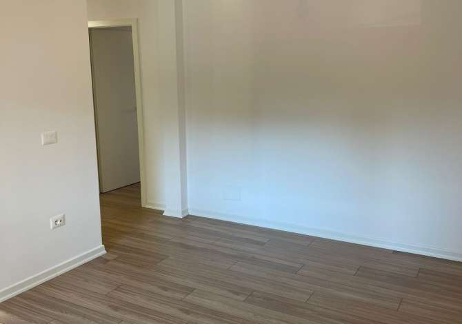 Ambient biznesi me qera 3+1 ne Tirane - 500 Euro