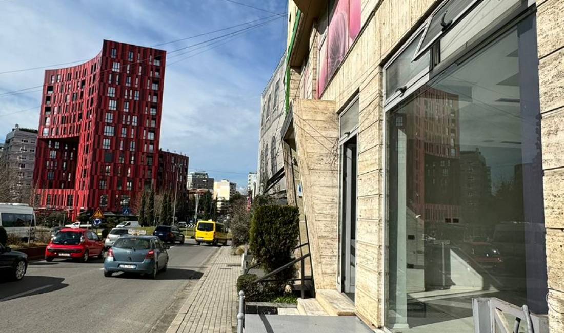 Jepet me Qera Super Ambient Biznesi rreth Rruge te rruga Elbasanit