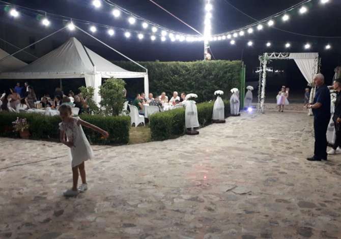 Ofrojme Tenda, Cadra, Tavolina, Karrige dhe Stola me qera per dasma dhe evente te ndryshme familjare ne Tirane durres lezhe shkoder 