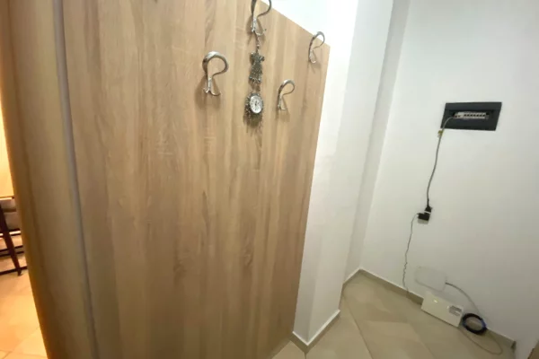 Appartamento in affitto a Tirana 2+1, Arredato