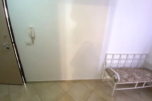 Appartamento in affitto a Tirana 2+1, Arredato