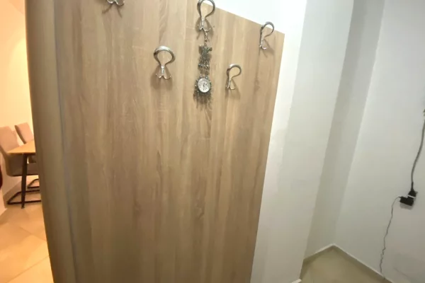 Appartamento in affitto a Tirana 2+1, Arredato