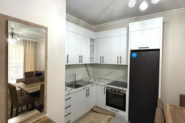 Shtepi me qera Apartament ne Tirane, 2+1, Mobilimi E mobiluar, Pagesa 550  Euro.