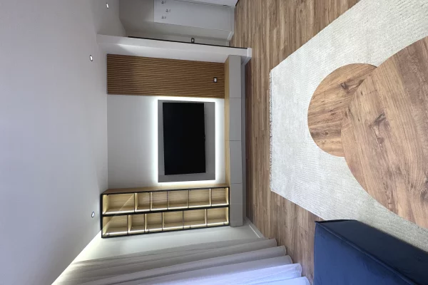 Shtepi me qera Apartament ne Tirane, 1+1, Mobilimi E mobiluar, Pagesa 1,000  Euro.